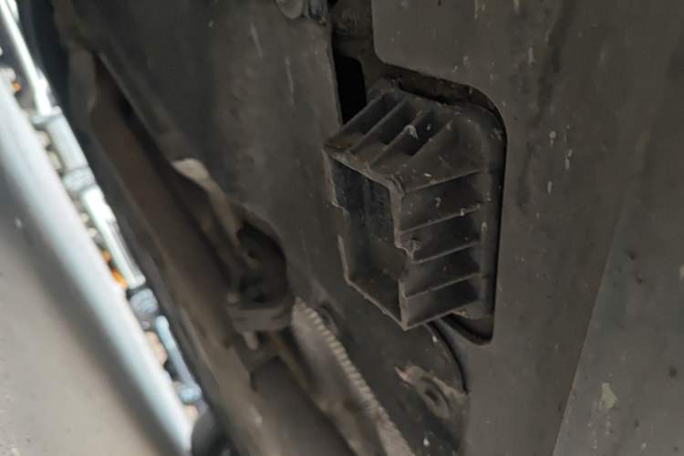 Used Zinoro 60H 2017 Standard Model Chassis Front Left