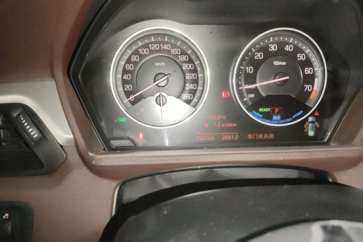 Used Zinoro 60H 2017 Standard Model Odometer Close Up