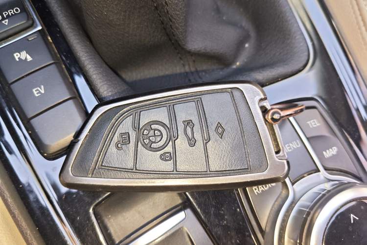 Used Zinoro 60H 2017 Standard Model Interior 1