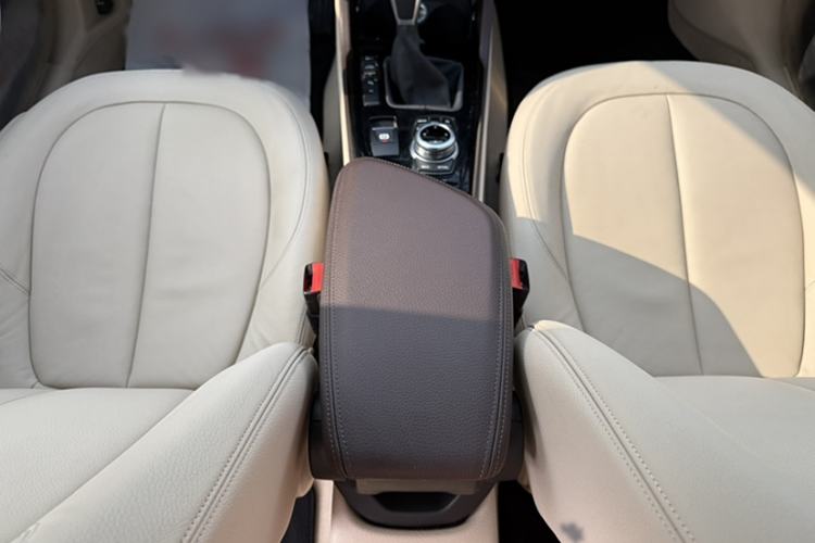 Used Zinoro 60H 2017 Standard Model Interior 11