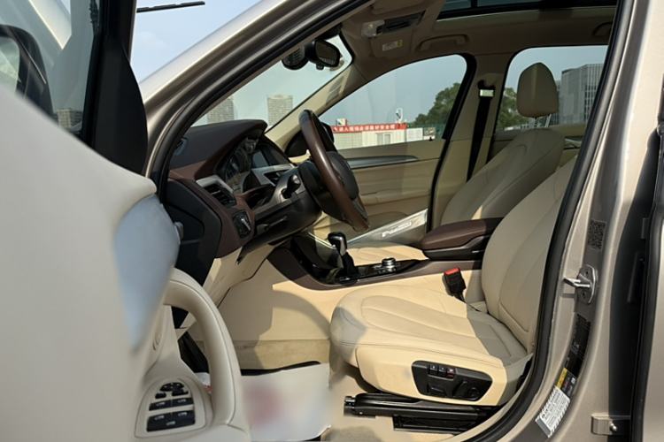 Used Zinoro 60H 2017 Standard Model Interior 12