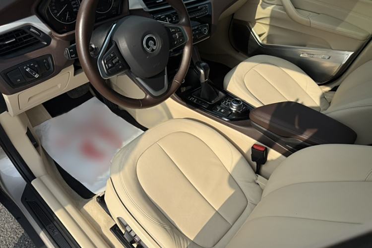 Used Zinoro 60H 2017 Standard Model Interior 13