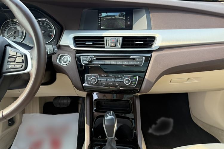 Used Zinoro 60H 2017 Standard Model Interior 3