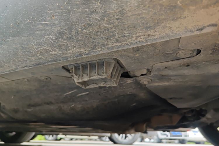 Used Zinoro 60H 2017 Standard Model Chassis Front Right