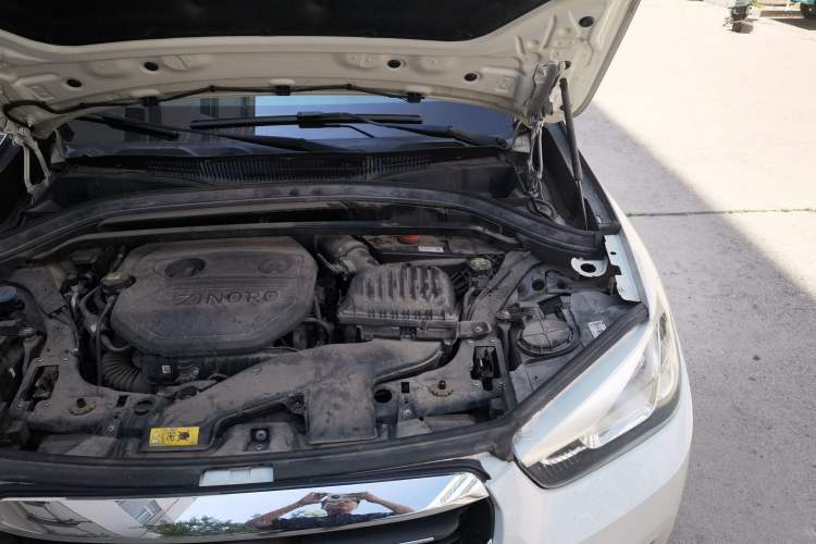 Used Zinoro 60H 2017 Standard Model Engine Bay Left