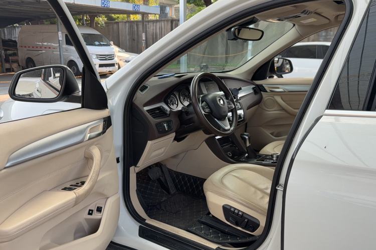 Used Zinoro 60H 2017 Standard Model Interior 1