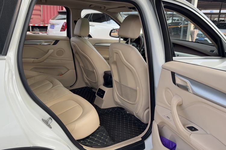 Used Zinoro 60H 2017 Standard Model Interior 4