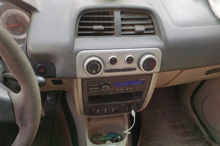 Used Zotye 5008 2008 1.3L Manual Standard Edition Audio And AC Panel