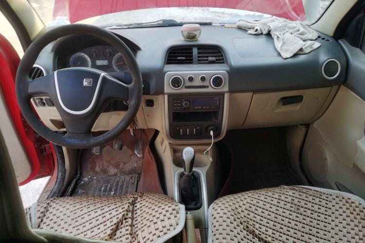 Used Zotye 5008 2008 1.3L Manual Standard Edition Center Console