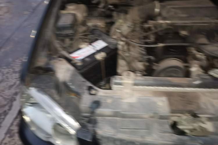 Used Zotye 5008 2010 1.3L Manual Standard Edition Engine Bay Right