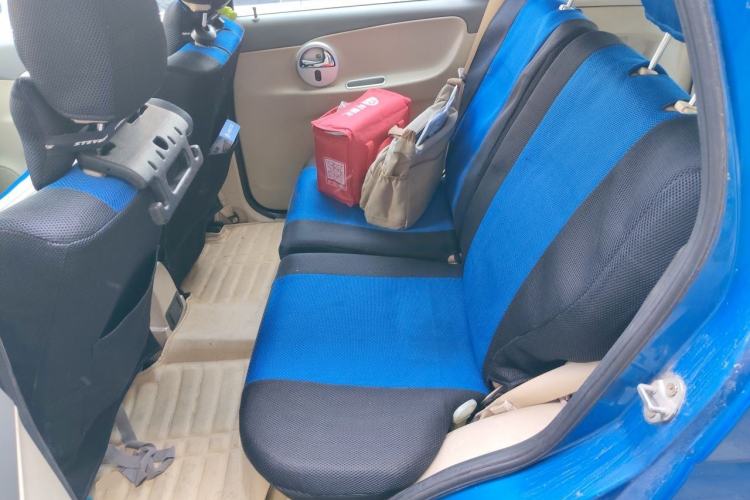 Used Zotye 5008 2010 1.3L Manual Luxury Version Left Rear Seat