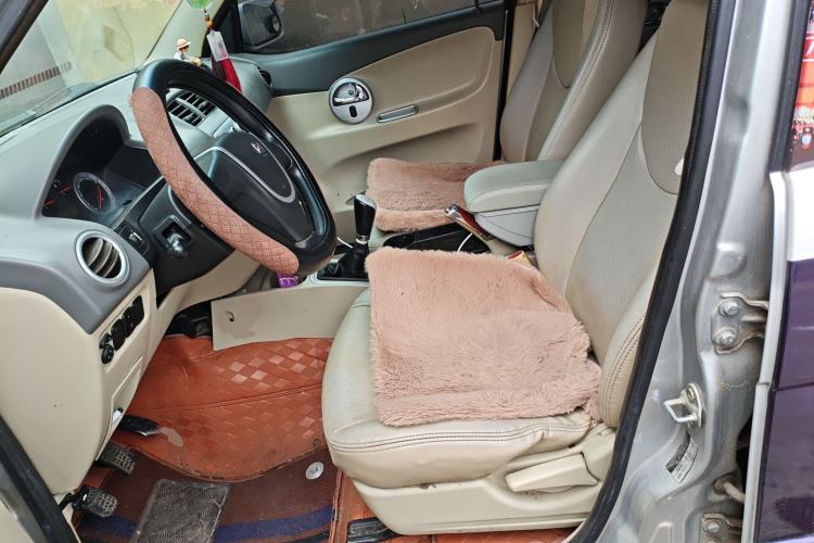 Used Zotye 5008 2010 1.3L Manual Standard Edition Left Front Seat