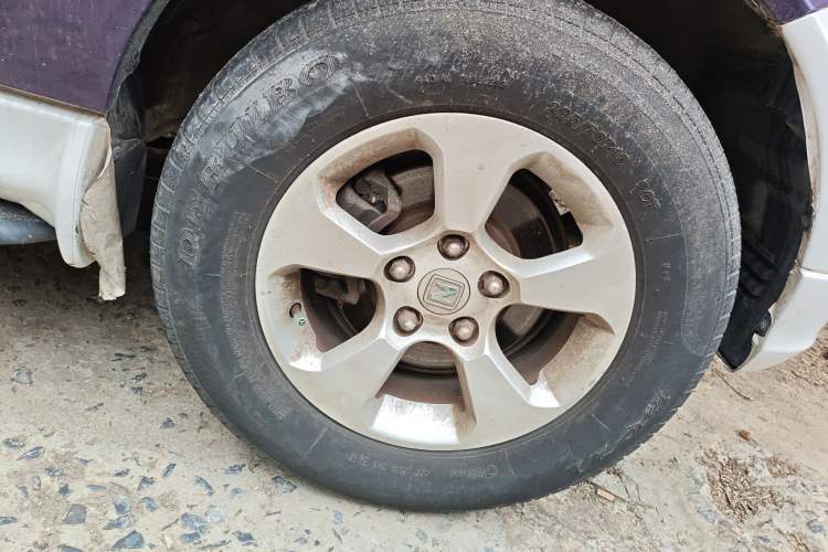 Used Zotye 5008 2010 1.3L Manual Standard Edition Right Front Wheel Hub