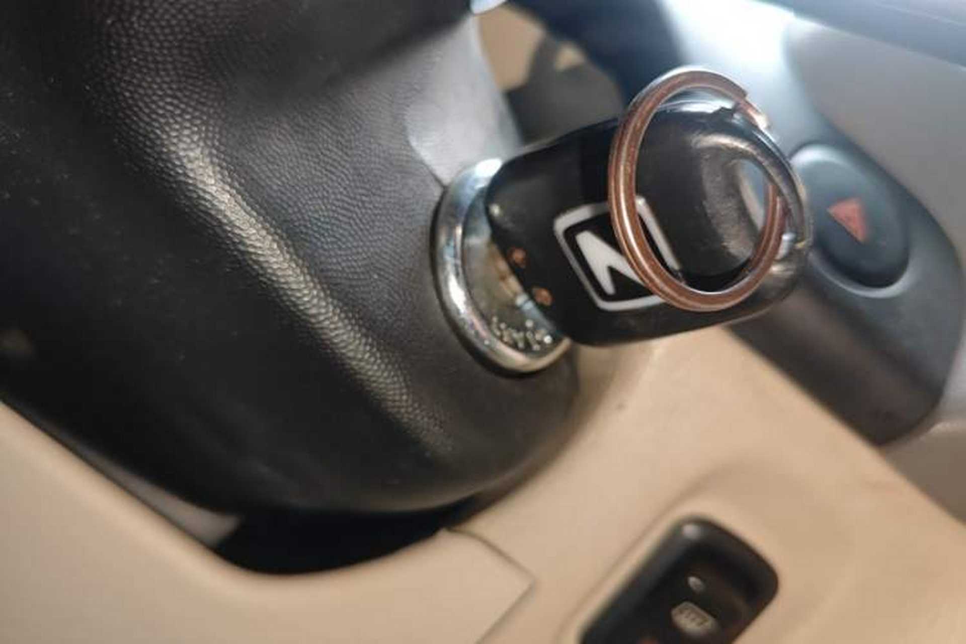 Used Zotye 5008 2010 1.3L Manual Comfort Edition Vehicle Key