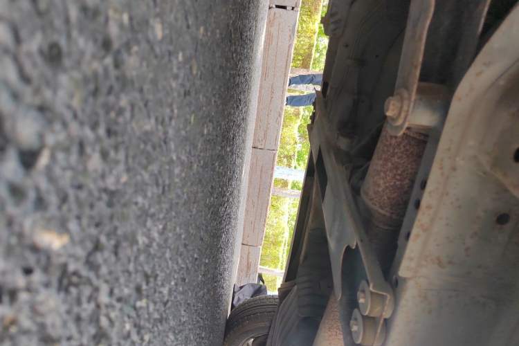 Used Zotye 5008 2010 1.3L Manual Standard Edition Chassis Front Left