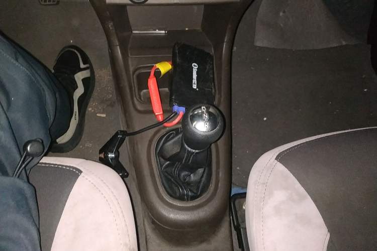 Used Zotye Cloud 100 2014 Cloud 100 Comfort Model Gear Lever