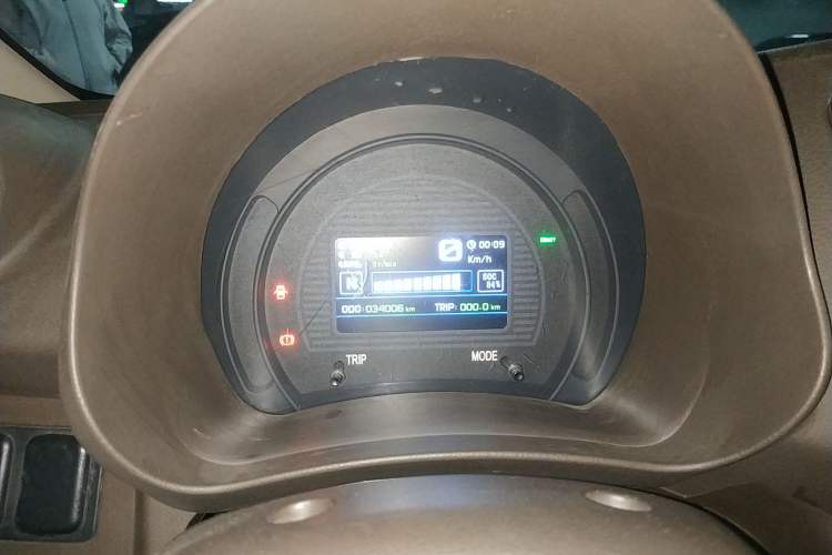 Used Zotye Cloud 100 2014 Cloud 100 Comfort Model Instrument Cluster