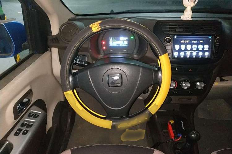 Used Zotye Cloud 100 2014 Cloud 100 Comfort Model Steering Wheel