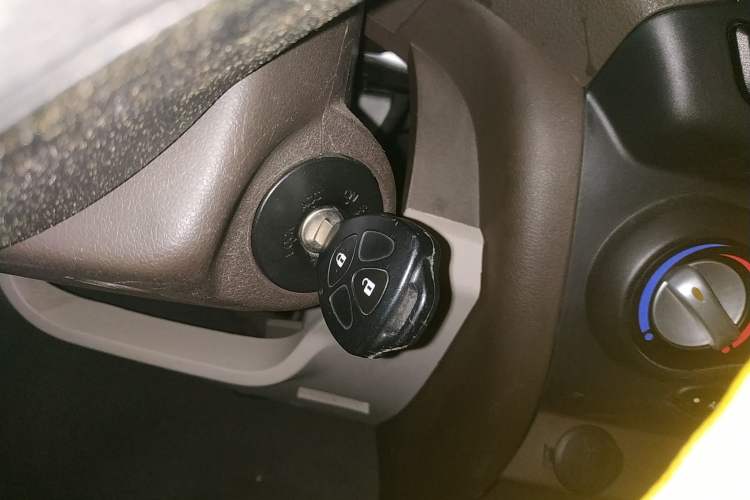Used Zotye Cloud 100 2014 Cloud 100 Comfort Model Vehicle Key