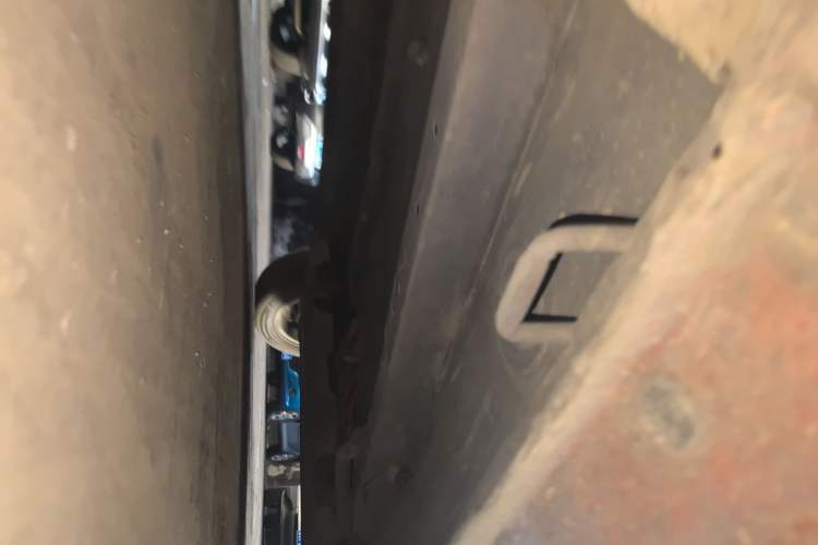 Used Zotye Cloud 100 2014 Cloud 100 Comfort Model Chassis Front Left