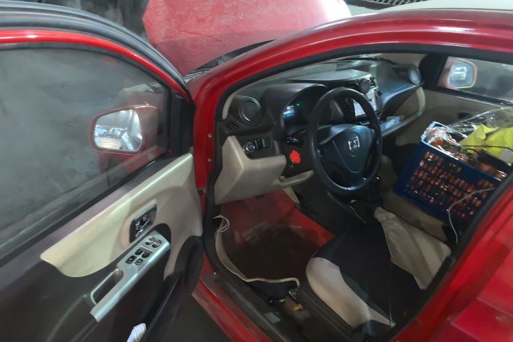 Used Zotye Cloud 100 2014 Cloud 100 Comfort Model Driver Seat