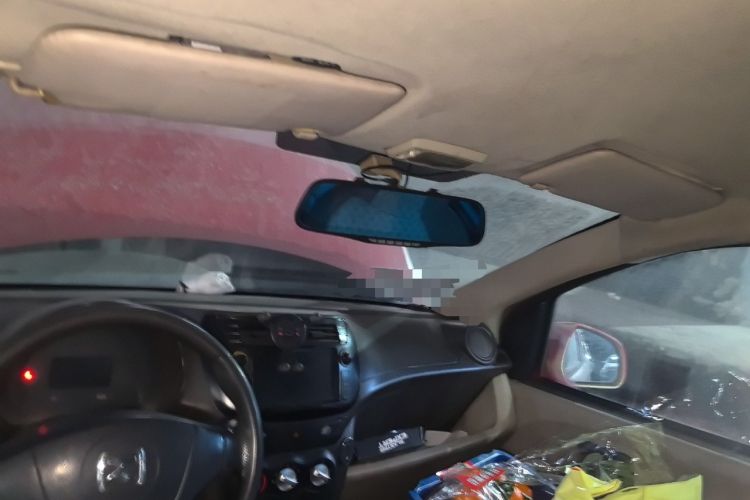Used Zotye Cloud 100 2014 Cloud 100 Comfort Model Headliner