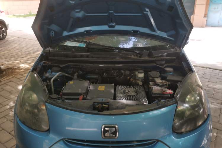 Used Zotye Cloud 100 2016 Cloud 100S Luxury Model Engine Bay