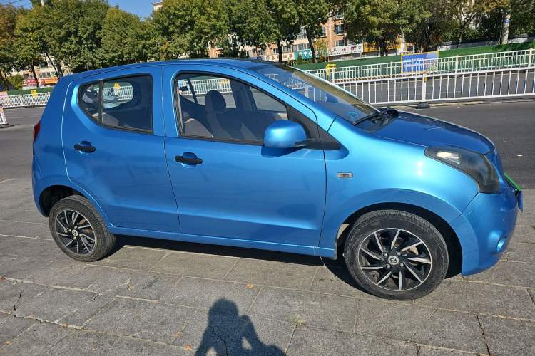 Used Zotye Cloud 100 2016 Cloud 100S Luxury Model Exterior 2