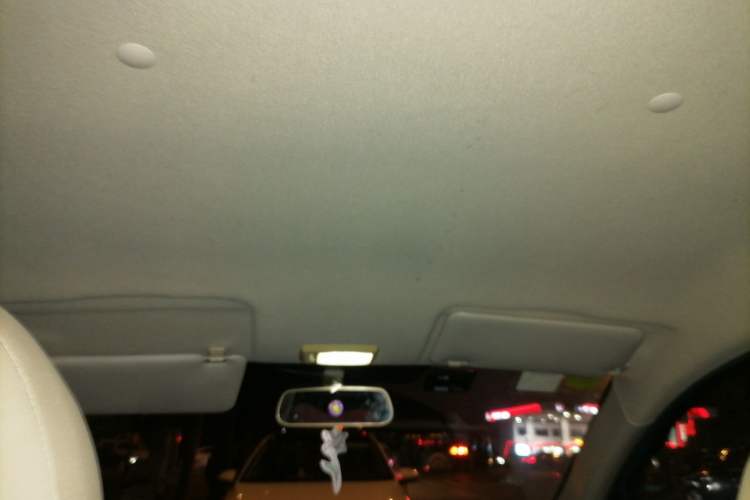 Used Zotye Cloud 100 2016 Cloud 100S Luxury Model Headliner