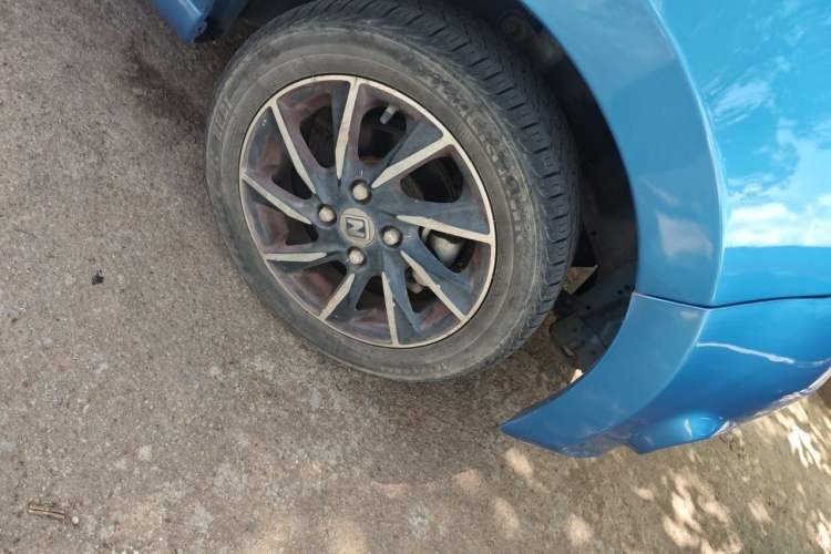 Used Zotye Cloud 100 2016 Cloud 100S Luxury Model Right Front Wheel Hub