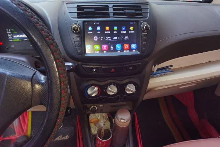 Used Zotye Cloud 100 2016 Cloud 100S Luxury Model Audio And AC Panel
