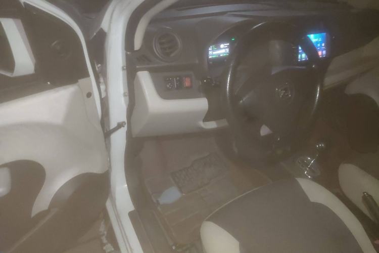 Used Zotye Cloud 100 2016 Cloud 100S Luxury Model Driver Seat