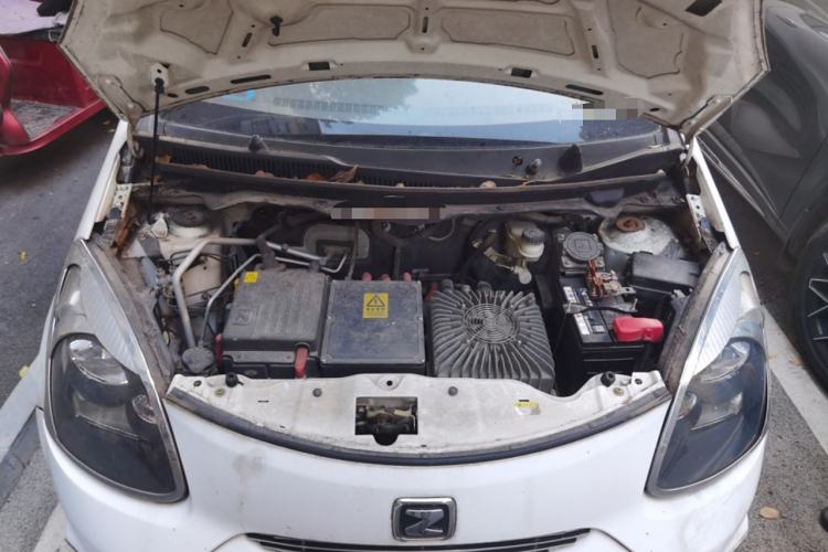 Used Zotye Cloud 100 2016 Cloud 100S Luxury Model Engine Bay