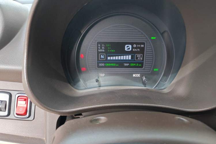 Used Zotye Cloud 100 2016 Cloud 100S Luxury Model Odometer Close Up