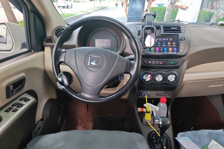 Used Zotye Cloud 100 2016 Cloud 100S Luxury Model Steering Wheel