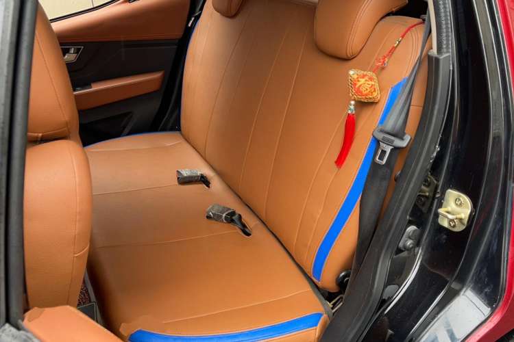 Used Zotye Cloud 100 2017 Cloud 100plus Luxury Model Interior 1