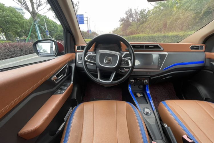 Used Zotye Cloud 100 2017 Cloud 100plus Luxury Model Interior 4
