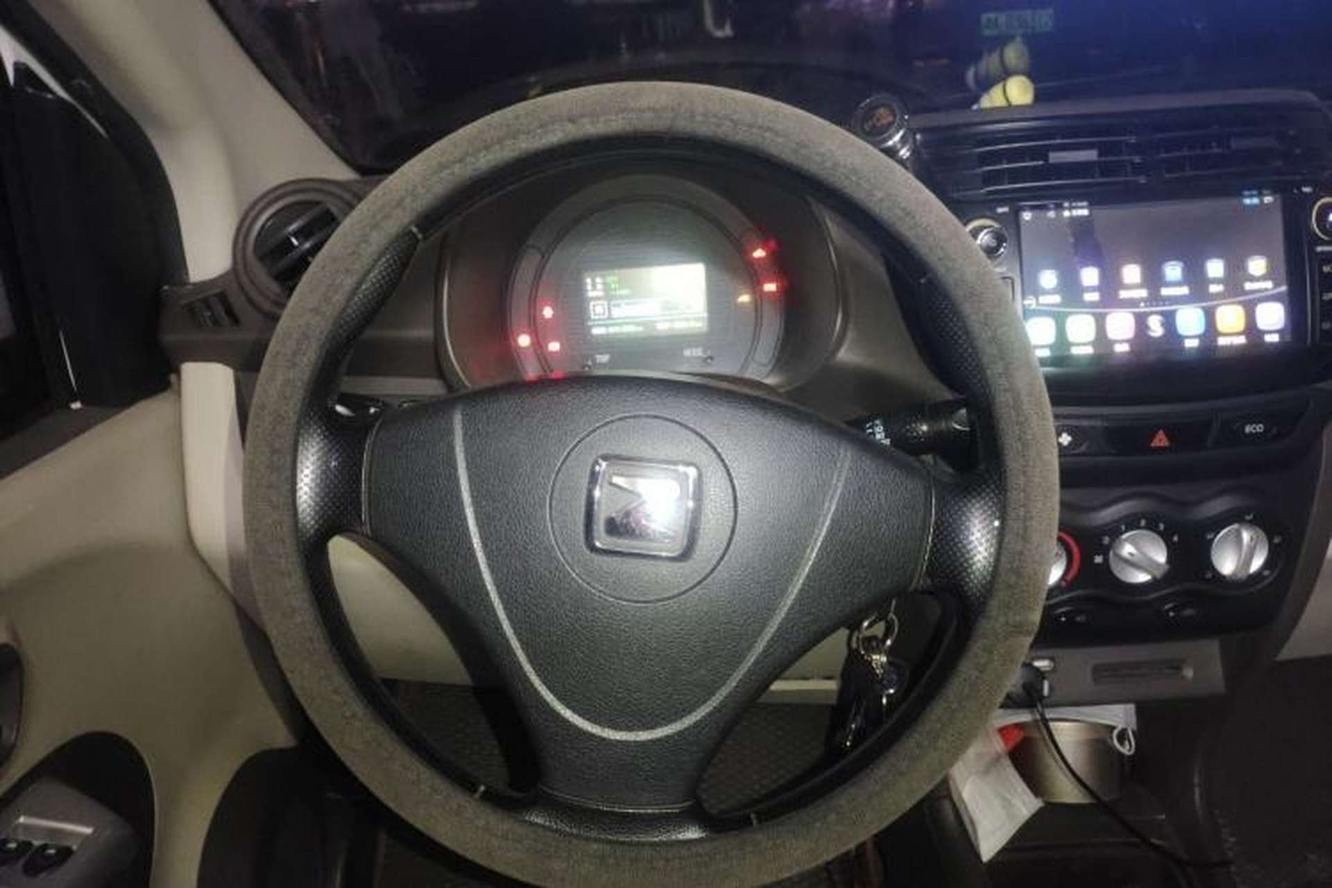 Used Zotye Cloud 100 2017 Cloud 100plus Luxury Model Steering Wheel