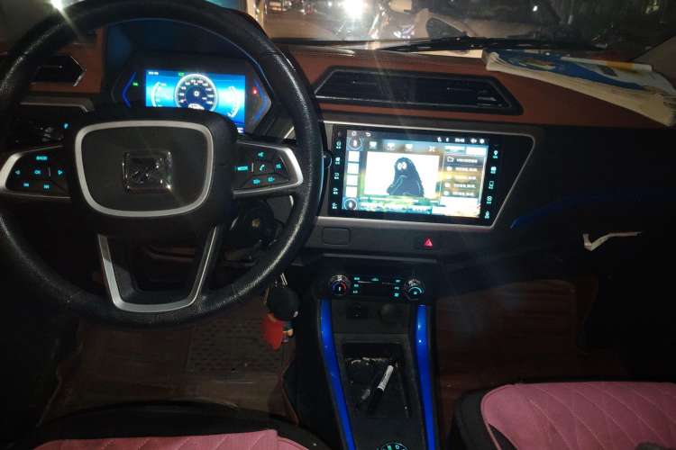 Used Zotye Cloud 100 2018 Cloud 100PLUS Smart Model Center Console