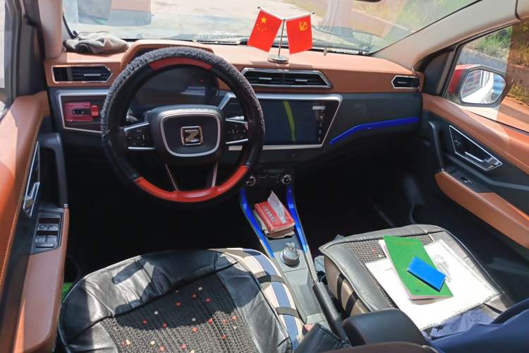 Used Zotye Cloud 100 2018 Cloud 100PLUS Smart Model Center Console