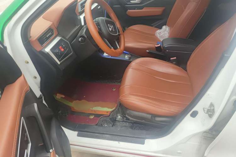 Used Zotye Cloud 100 2018 Cloud 100PLUS Smart Edition Driver Seat