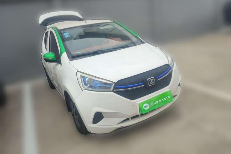Used Zotye Cloud 100 2018 Cloud 100PLUS Smart Edition Front Right 45 Deg