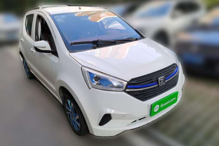 Used Zotye Cloud 100 2018 Cloud 100PLUS Smart Model Front Right 45 Deg