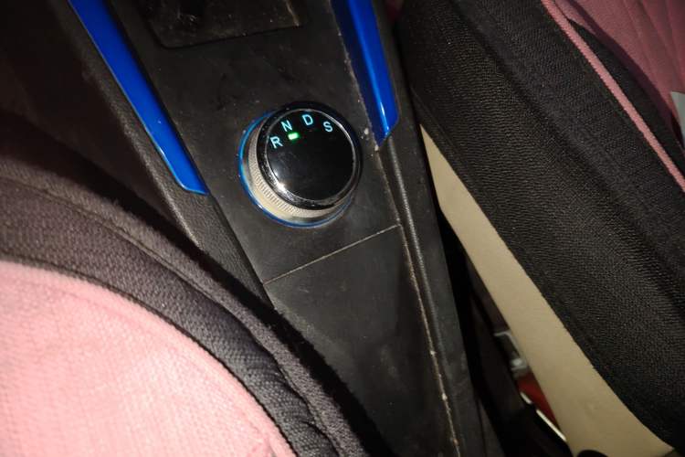 Used Zotye Cloud 100 2018 Cloud 100PLUS Smart Model Gear Lever