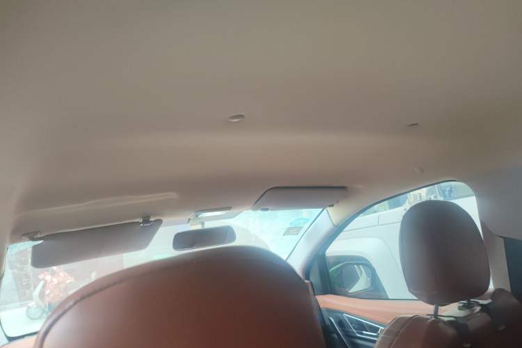 Used Zotye Cloud 100 2018 Cloud 100PLUS Smart Edition Headliner