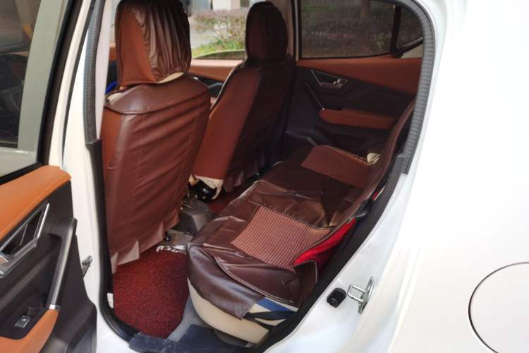 Used Zotye Cloud 100 2018 Cloud 100PLUS Smart Model Left Rear Seat