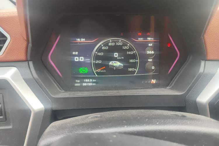 Used Zotye Cloud 100 2018 Cloud 100PLUS Smart Edition Odometer Close Up