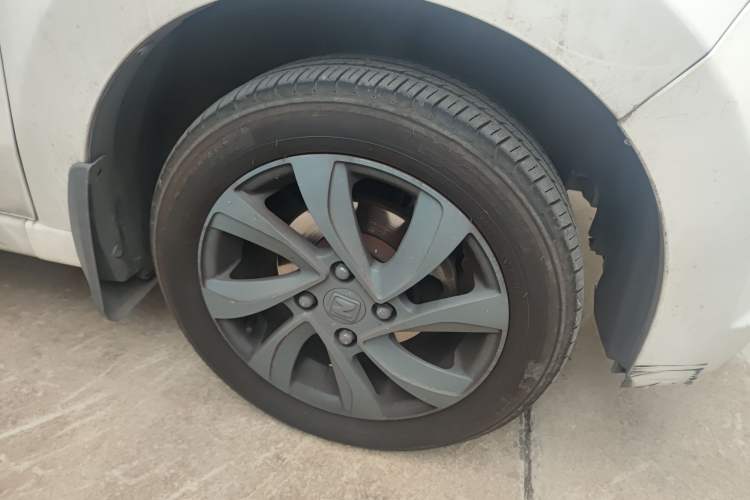 Used Zotye Cloud 100 2018 Cloud 100PLUS Smart Edition Right Front Wheel Hub