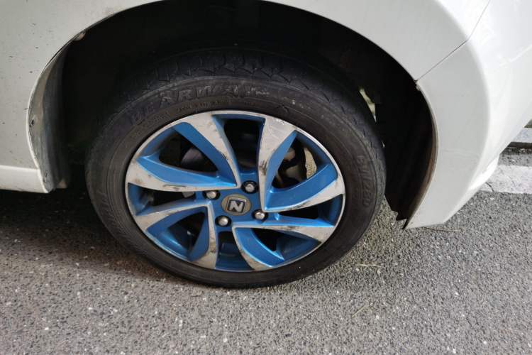 Used Zotye Cloud 100 2018 Cloud 100PLUS Smart Model Right Front Wheel Hub