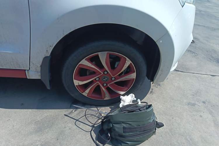Used Zotye Cloud 100 2018 Cloud 100PLUS Smart Model Right Front Wheel Hub